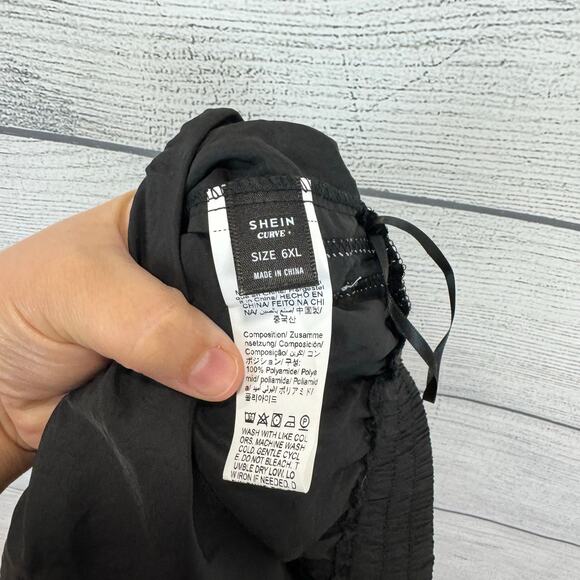 Shein Curve Plus Size Black White Stripe Bow Side Pull On Shorts Size 6XL - Picture 5 of 5